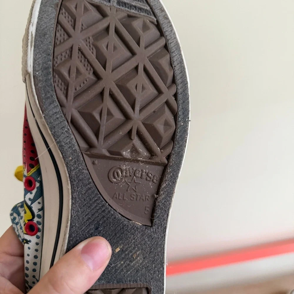 Converse Chuck Taylor All Star DC Comics Wonder Woman Low Top Sneakers - Picture 9 of 11